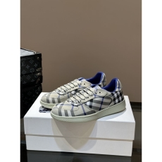 Burberry Low Shoes